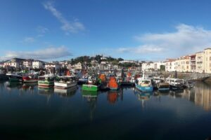 5 full days in the Basque Country - Phare de Biarritz and the French Basque belt: border towns with a different accent