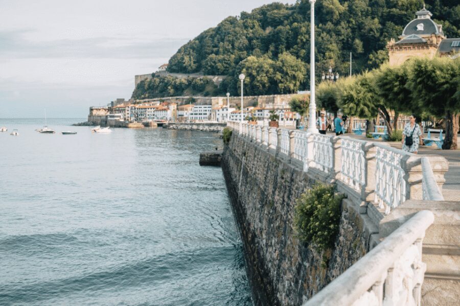 Bike Tour in San Sebastian - Timing, meeting point, and the 2.5-hour pace
