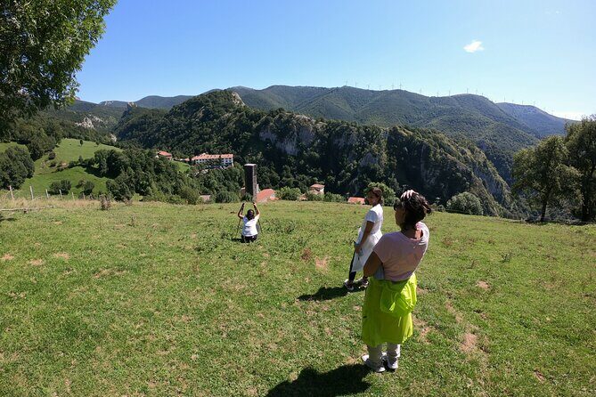 Hike the heart of the Basque country - Optional 1528-Meter Peak: Choose Your Own Level of Adventure
