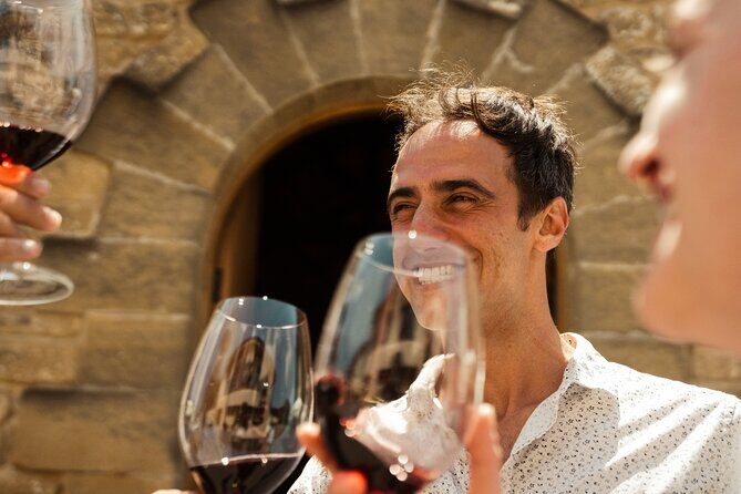Premium Small Group Rioja Uncorked Tour from San Sebastian - Haro’s two styles: Gómez Cruzado’s old-school roots and Roda’s gravity approach