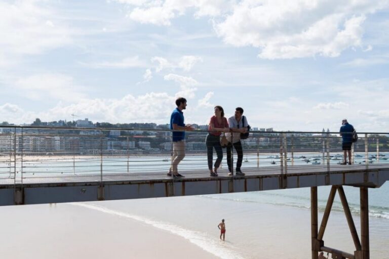 Private walking tour in San Sebastian - Old Town origins and Belle Époque Donostia (the story behind the streets)