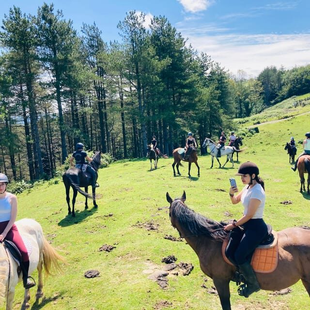 San Sebastian: Horseback Riding & Traditional Delights - The mountain inn lunch: Basque set menu plus real local hospitality