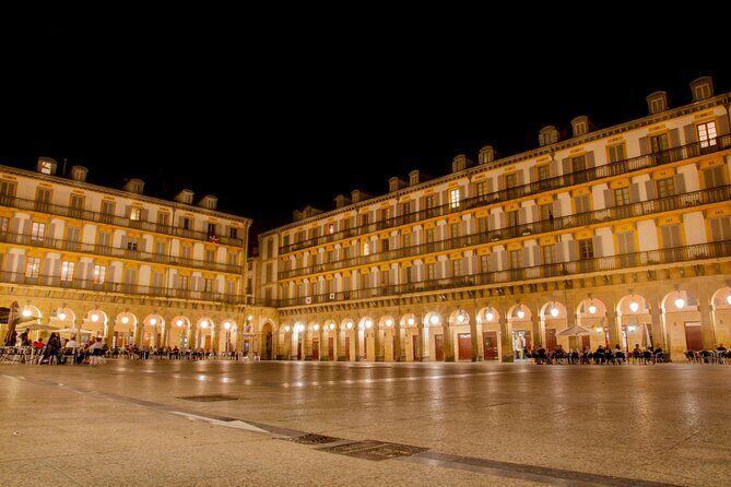 San Sebastian : Private Custom Walking Tour With A Guide - Mercado de la Bretxa: a food market stop, not a museum moment