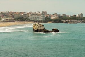Small Group Bayonne, Biarritz, St.Jean De Luz from San Sebastian - Morning Start in San Sebastián: Meeting Point and Timing