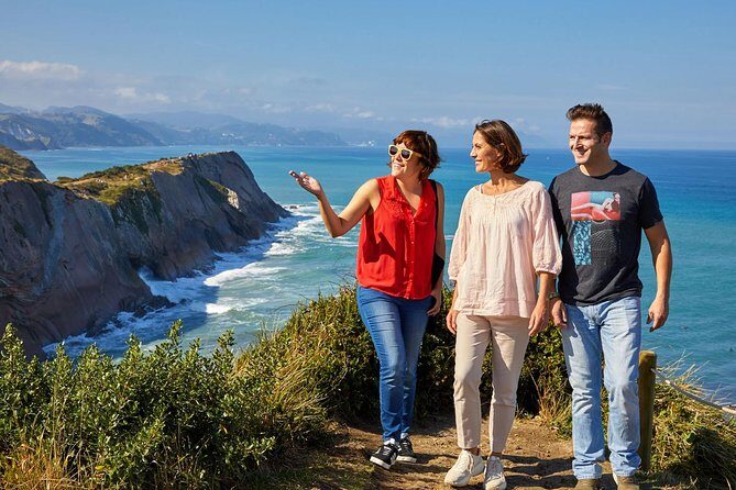 Zarautz, Getaria And Zumaia From San Sebastian - Zarautz and Talai Mendi: big views, then surfer-town wandering